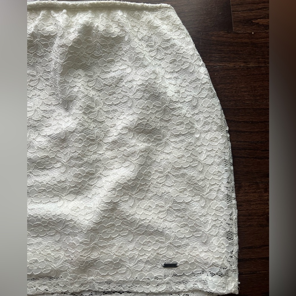 Hollister lace skirt